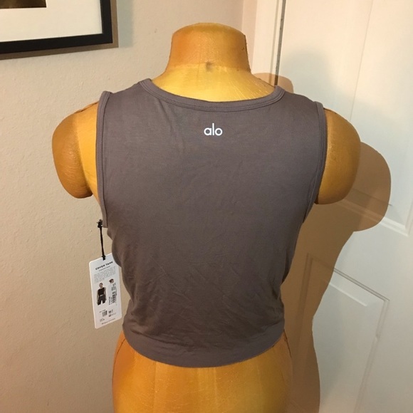NWT Alo Yoga Cover Tank - Picture 3 of 7